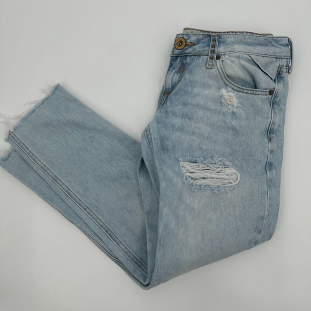 River Island Jeans Women 8 Blue Denim Distressed Light Wash Comfort Straight Leg